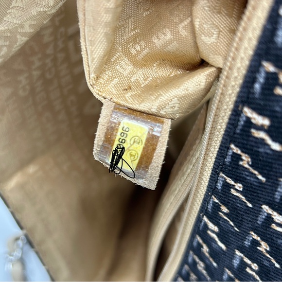 (SOLD) Chanel Black Vintage Small Printed CC Flap Bag - Picture 16 of 16